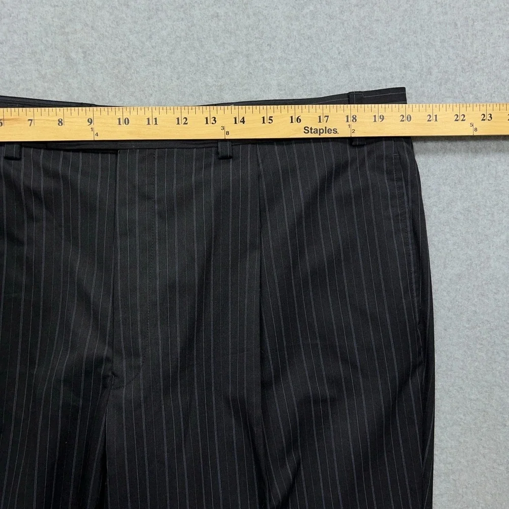 Van Huesen Dress Pants Men's 40x30 Black Striped Pleated Unhemmed Straight NWOT